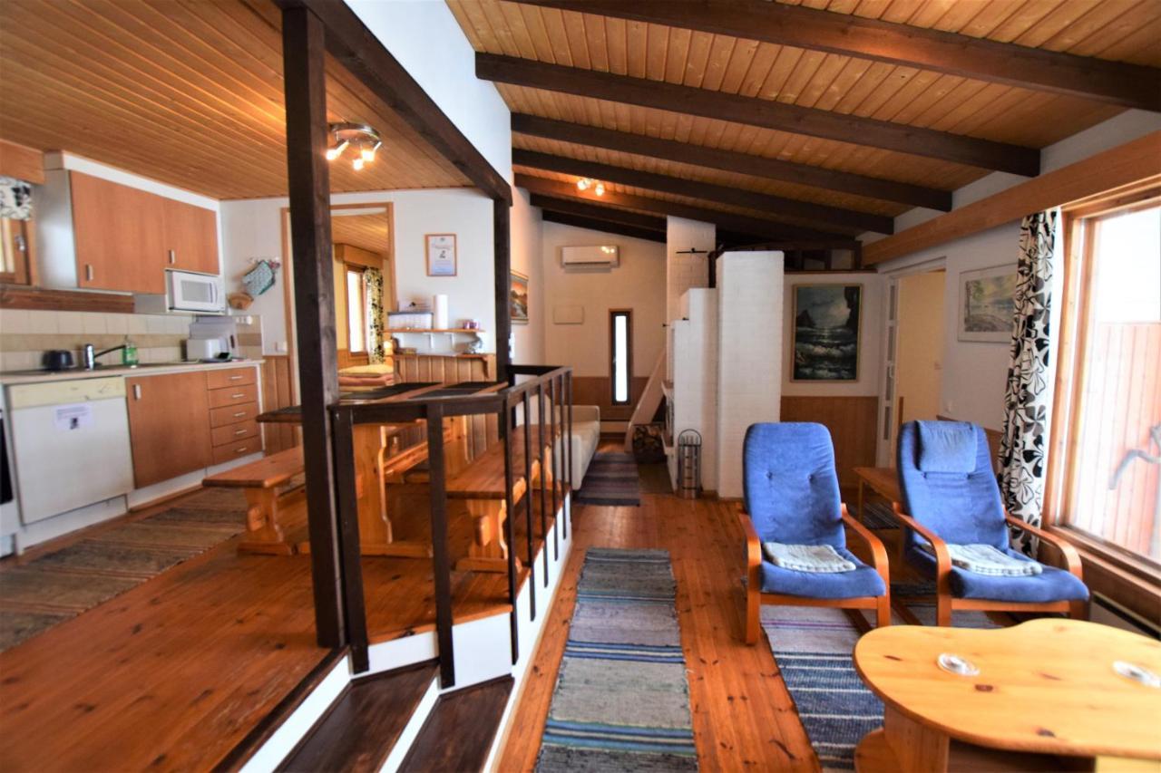 Villa Pyhtaeaen Vuokramoekit Tuuski Esterno foto