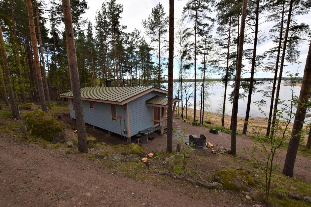 Villa Pyhtaeaen Vuokramoekit Tuuski Esterno foto