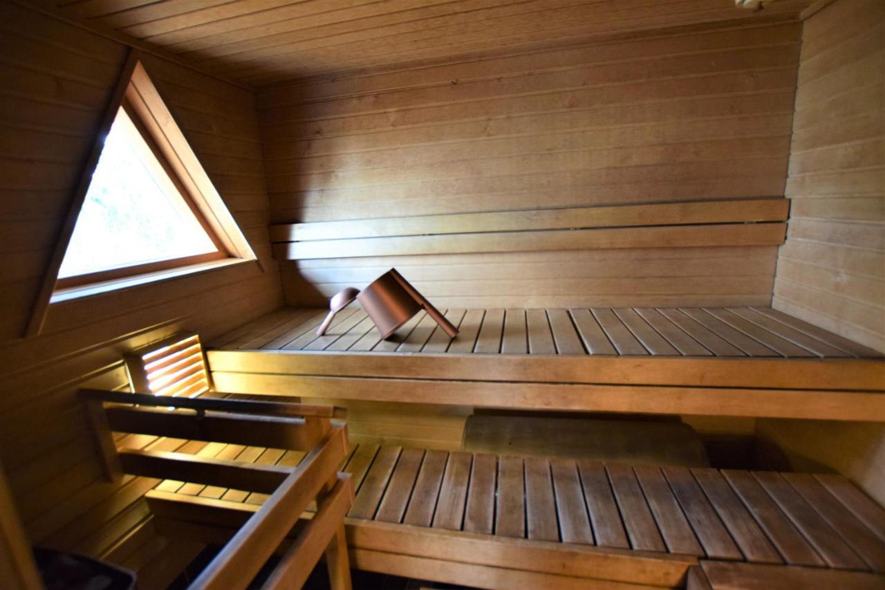 Villa Pyhtaeaen Vuokramoekit Tuuski Esterno foto
