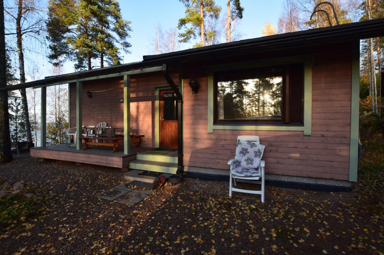Villa Pyhtaeaen Vuokramoekit Tuuski Esterno foto