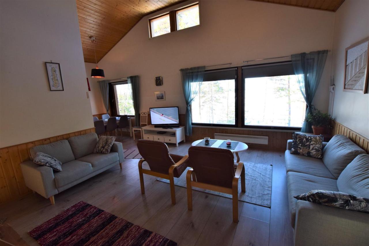 Villa Pyhtaeaen Vuokramoekit Tuuski Esterno foto