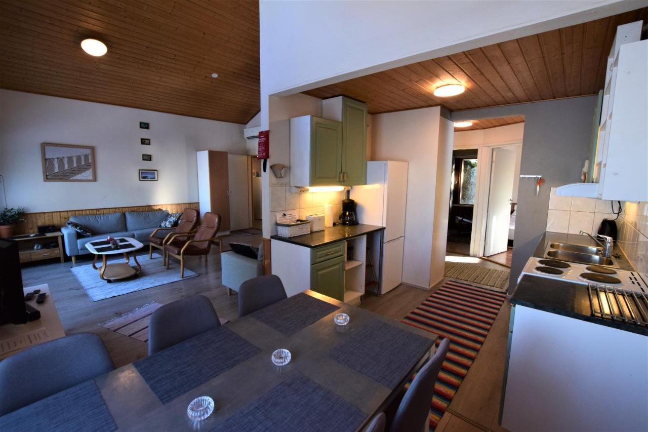 Villa Pyhtaeaen Vuokramoekit Tuuski Esterno foto