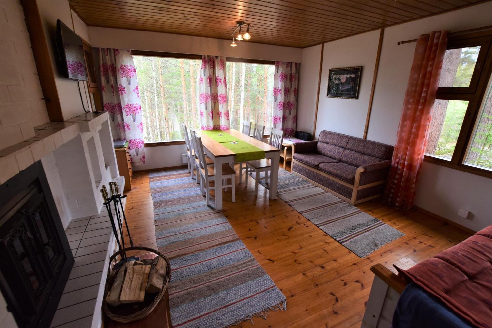 Villa Pyhtaeaen Vuokramoekit Tuuski Esterno foto