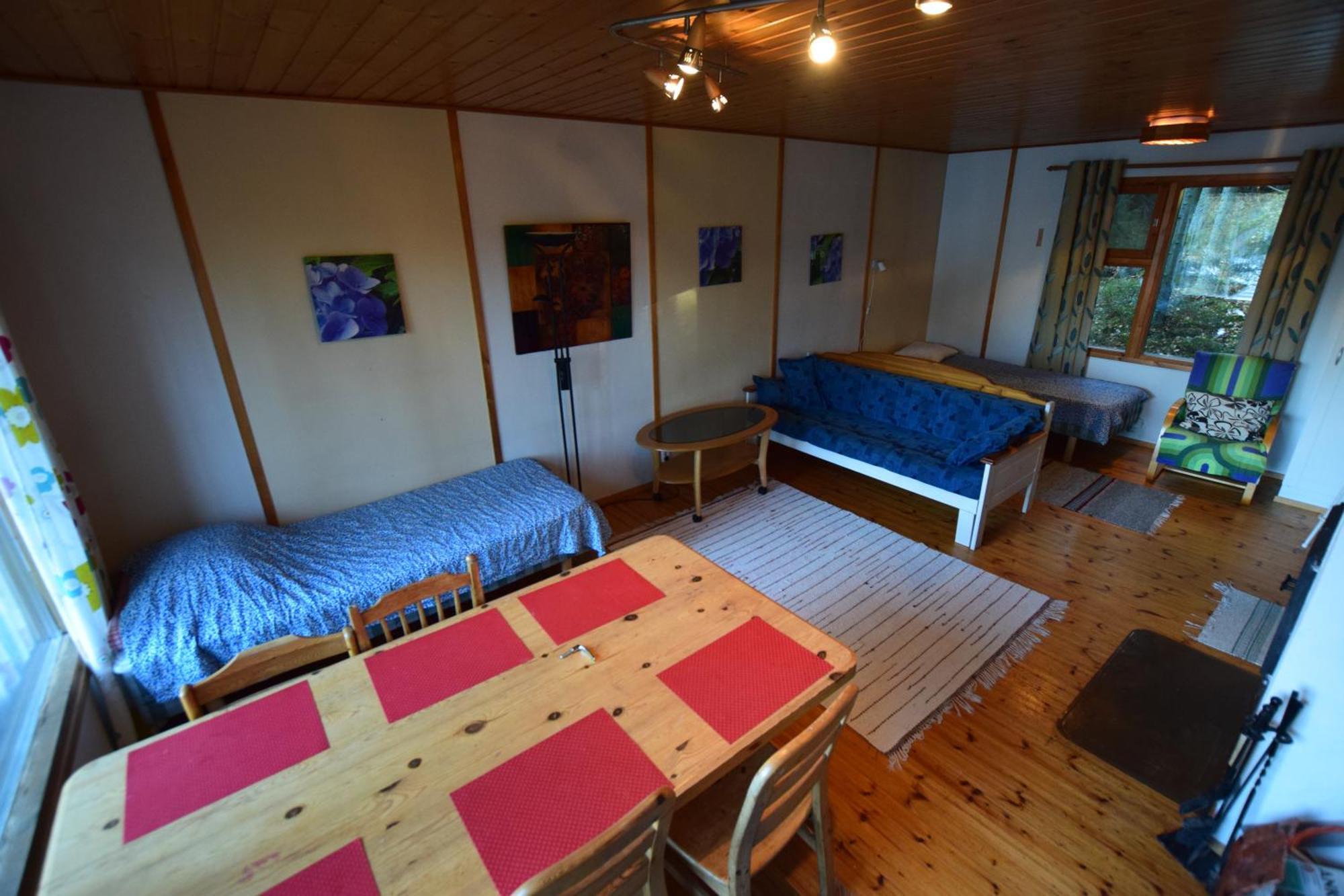 Villa Pyhtaeaen Vuokramoekit Tuuski Esterno foto