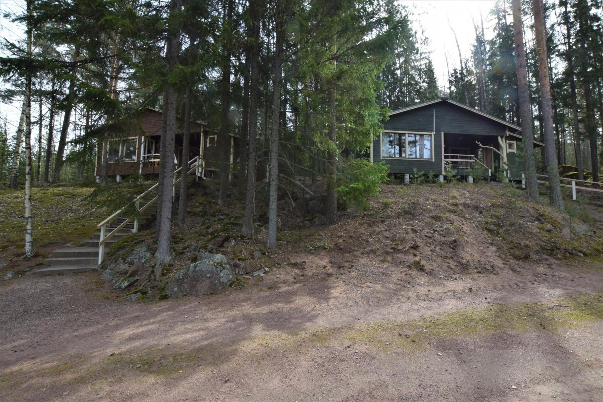 Villa Pyhtaeaen Vuokramoekit Tuuski Esterno foto