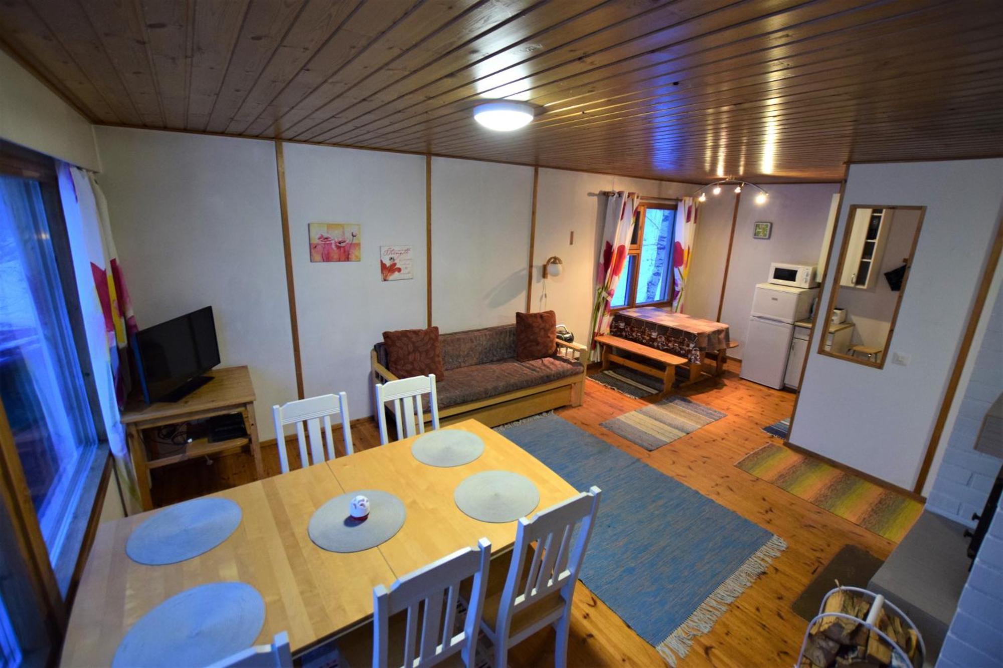 Villa Pyhtaeaen Vuokramoekit Tuuski Esterno foto